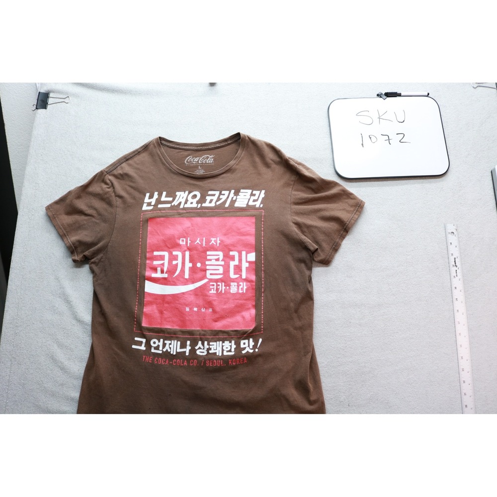 Coca-Cola T-Shirt Mens L Brown Seoul Korea Graphic Logo Short Sleeve Cotton Tee